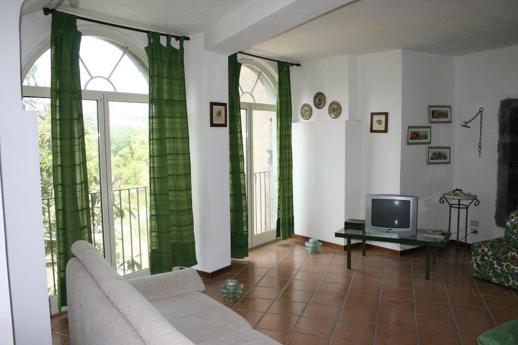 Villa Dei Leoni Santa Tecla Szoba fotó