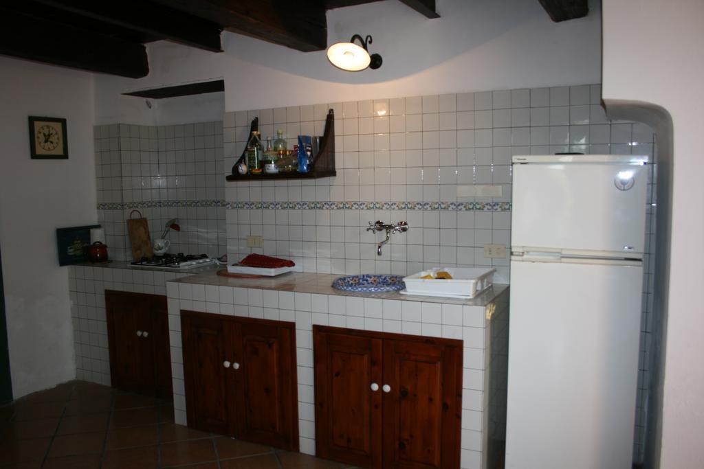 Villa Dei Leoni Santa Tecla Szoba fotó