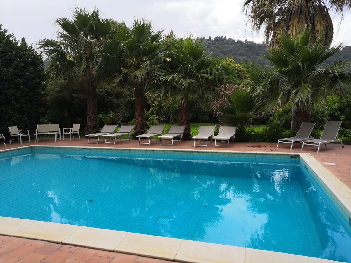 Villa Dei Leoni Santa Tecla Kültér fotó