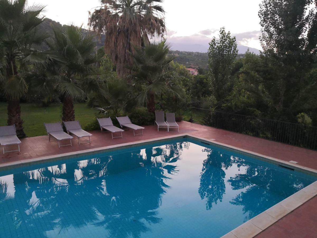 Villa Dei Leoni Santa Tecla Kültér fotó